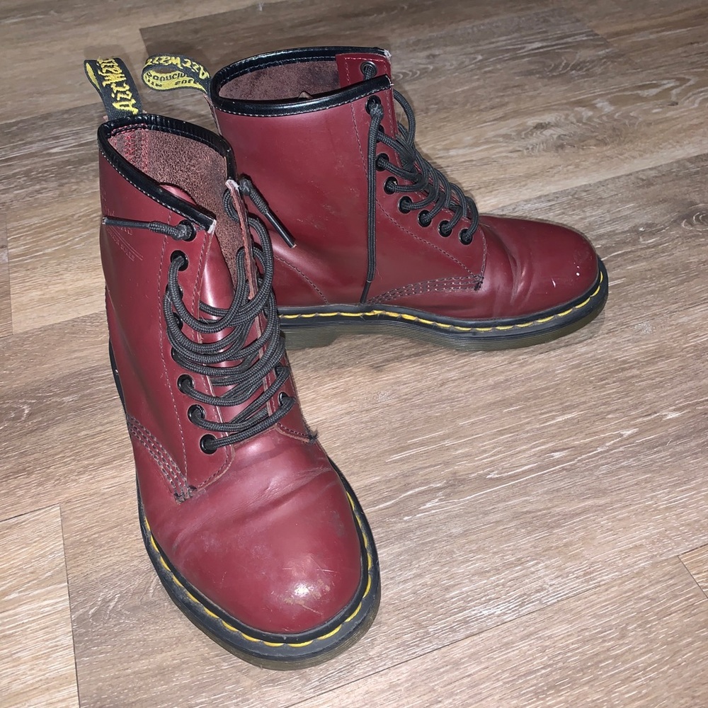 ✨Dr. Martens Cherry Red Boots✨
